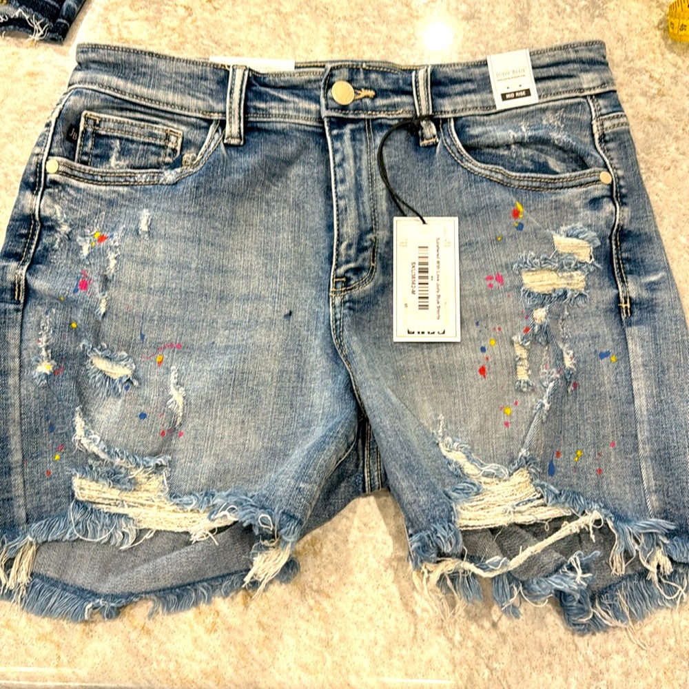 NWT Judy Blue shorts- sz medium